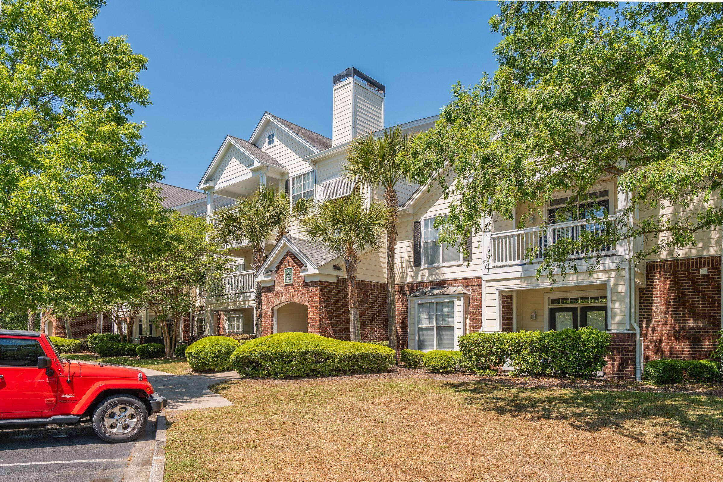 45 Sycamore Avenue 318