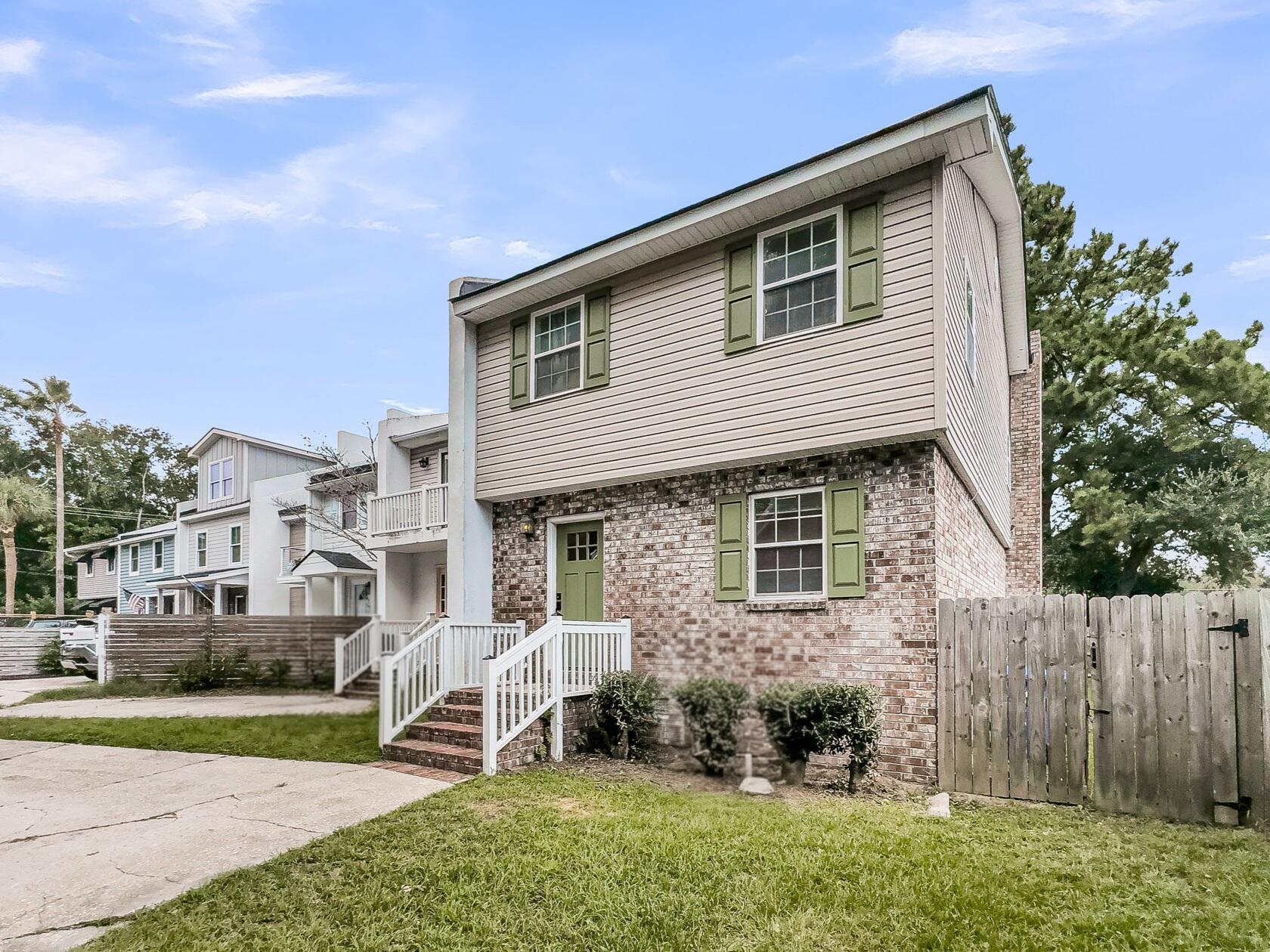 960 Myrtle Court