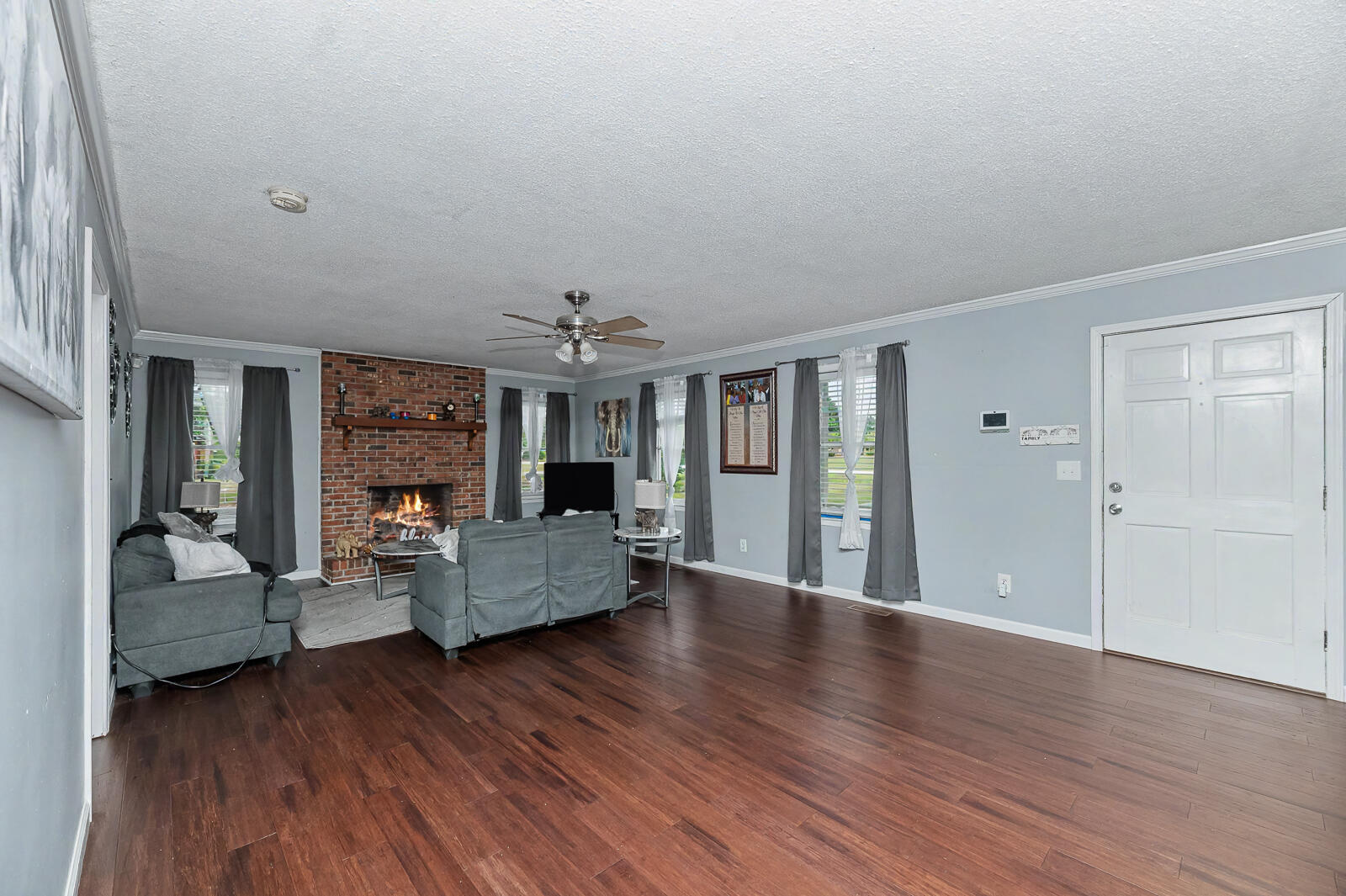 571 Hodges Drive