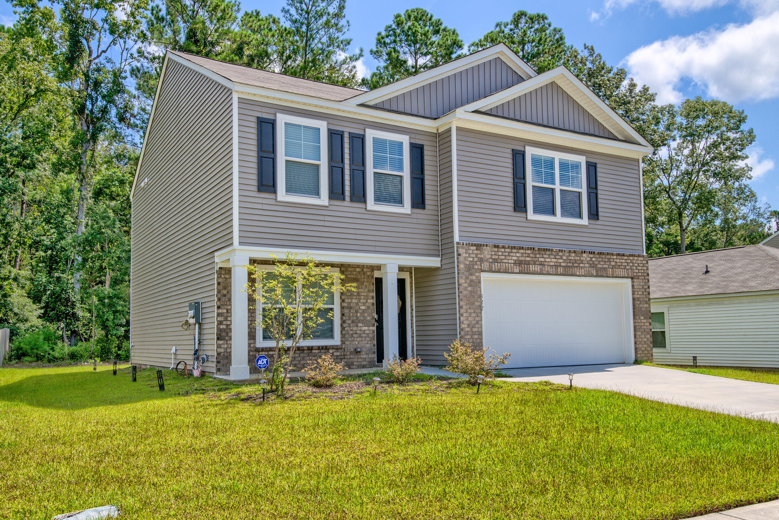 522 Shady Maple Street
