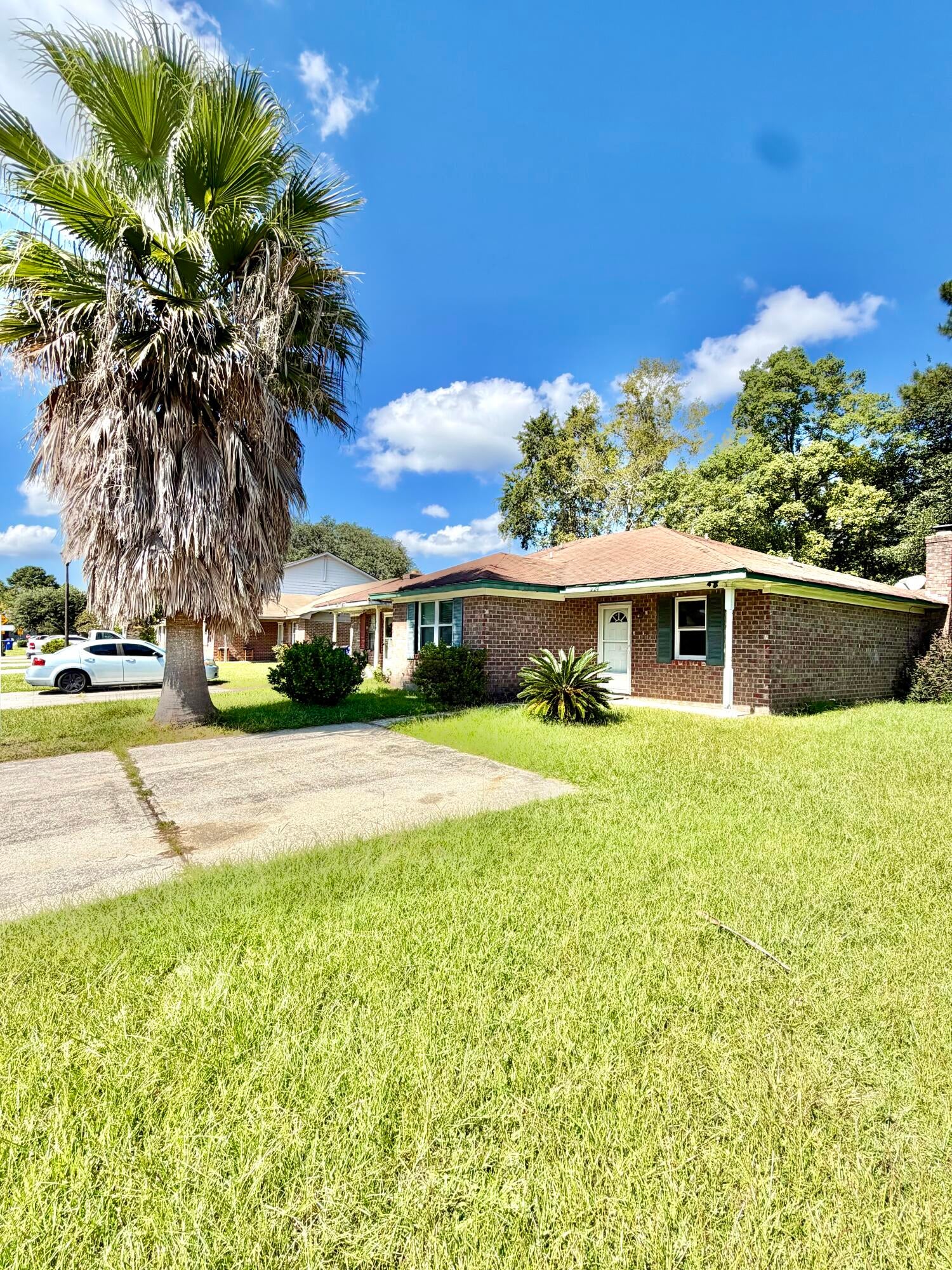 7724 Suzanne Drive