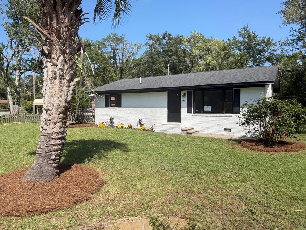 Photo of 4740 Linda Street, North Charleston, SC 29405 (MLS # 26023411)