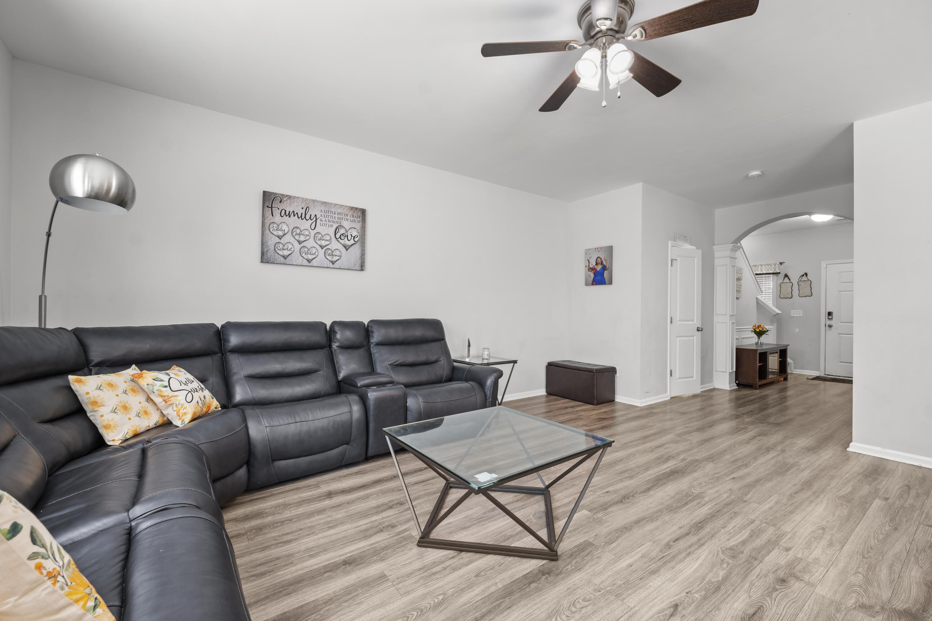 990 Augustine Court