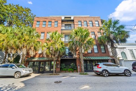 Photo of 76 Society Street #23, Charleston, SC 29401 (MLS # 25026127) Photo of 76 Society Street #23, Charleston, SC 29401 (MLS # 25026127)