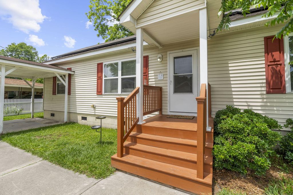 Photo of 916 Hillsboro Drive, Charleston, SC 29407 (MLS # 26014065)