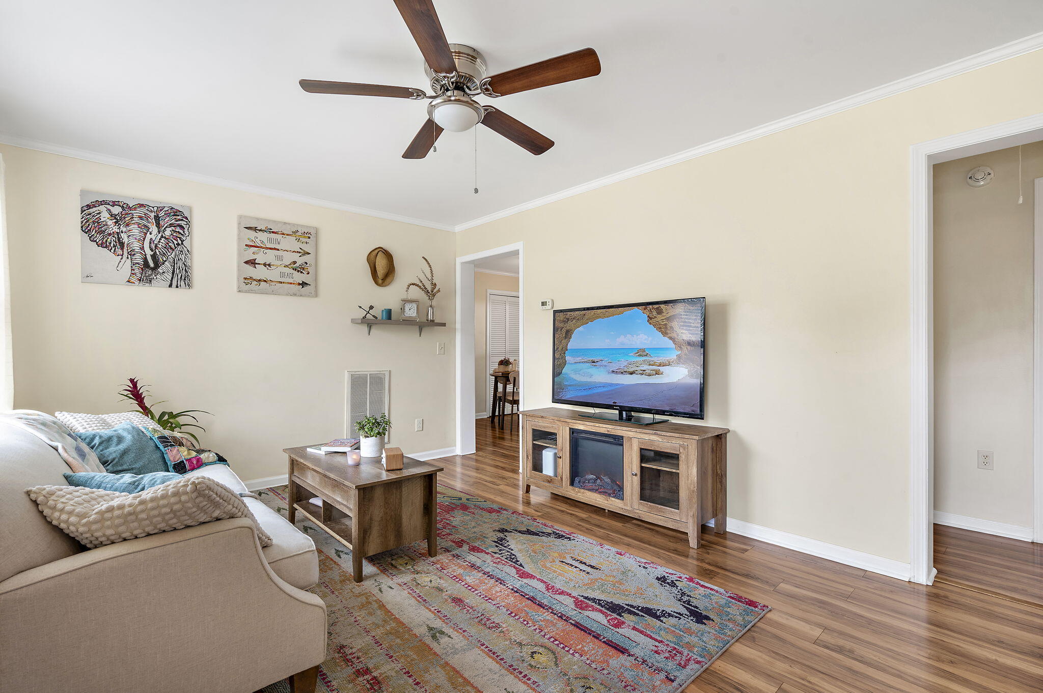 916 Hillsboro Drive