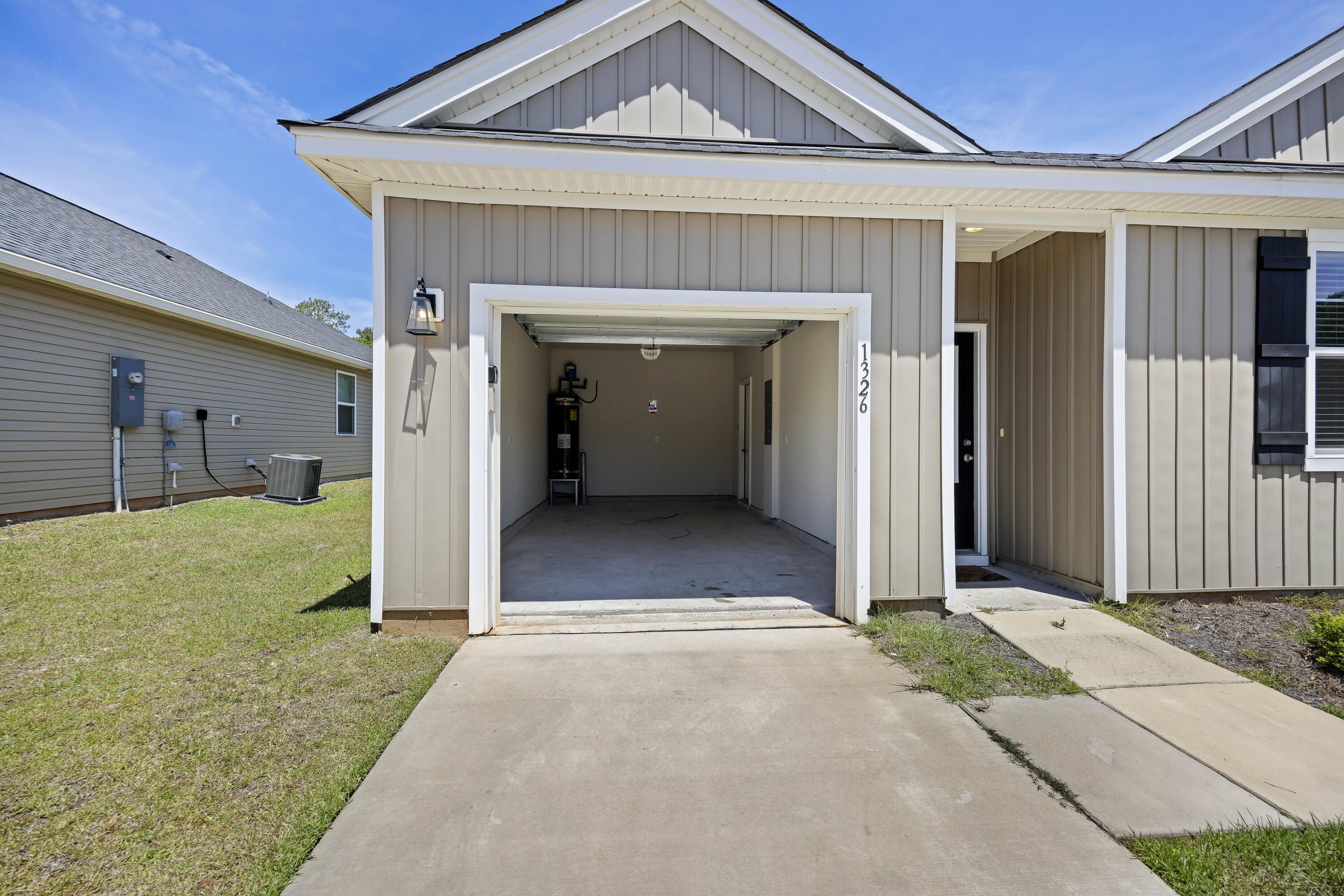 1326 Warrens Way