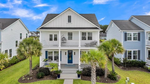 Photo of 1831 Agate Bay Drive, Mount Pleasant, SC 29466 (MLS # 26025563)