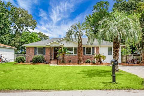 Photo of 2456 Lantern Street, Charleston, SC 29414 (MLS # 25017108)