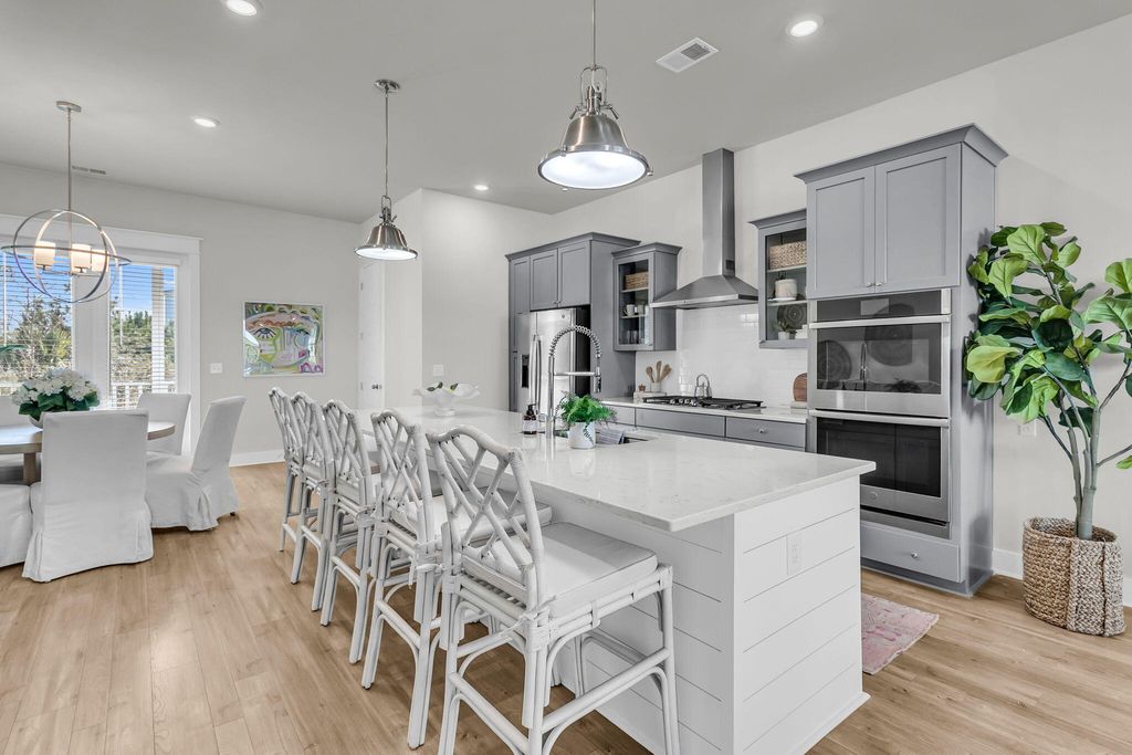 Photo of 812 Kings Oak Court #2, Charleston, SC 29492 (MLS # 26001194)