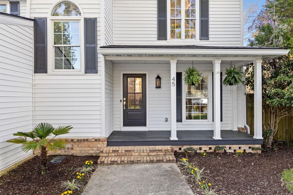 Photo of 45 Oatly Circle, Charleston, SC 29414 (MLS # 26007973)