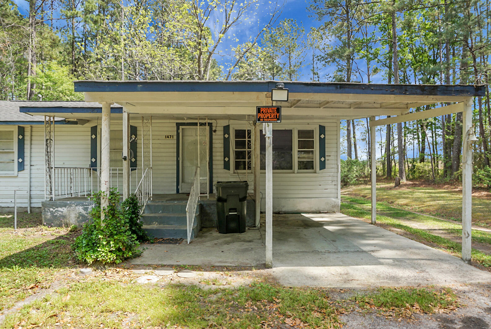 1471 N Highway 17a