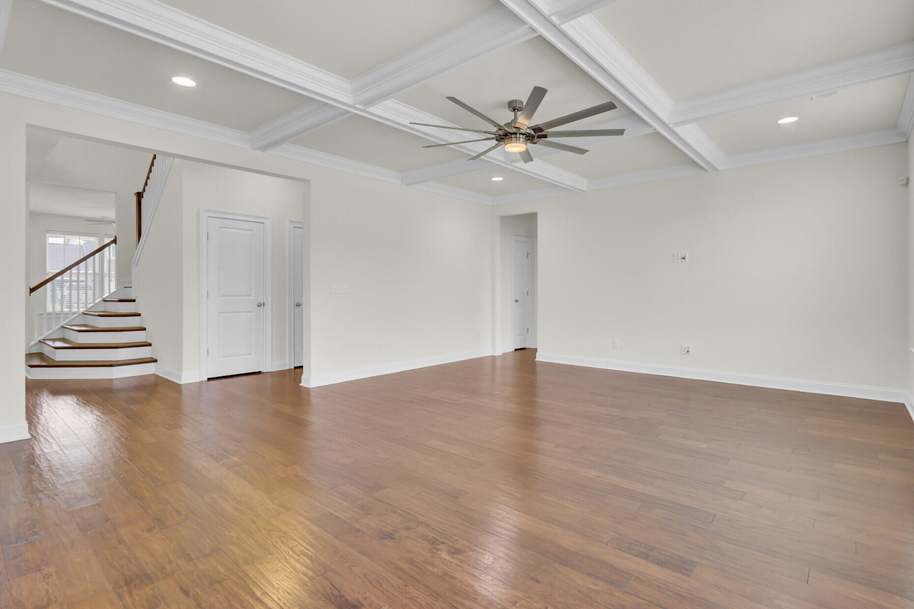 461 Spectrum Road