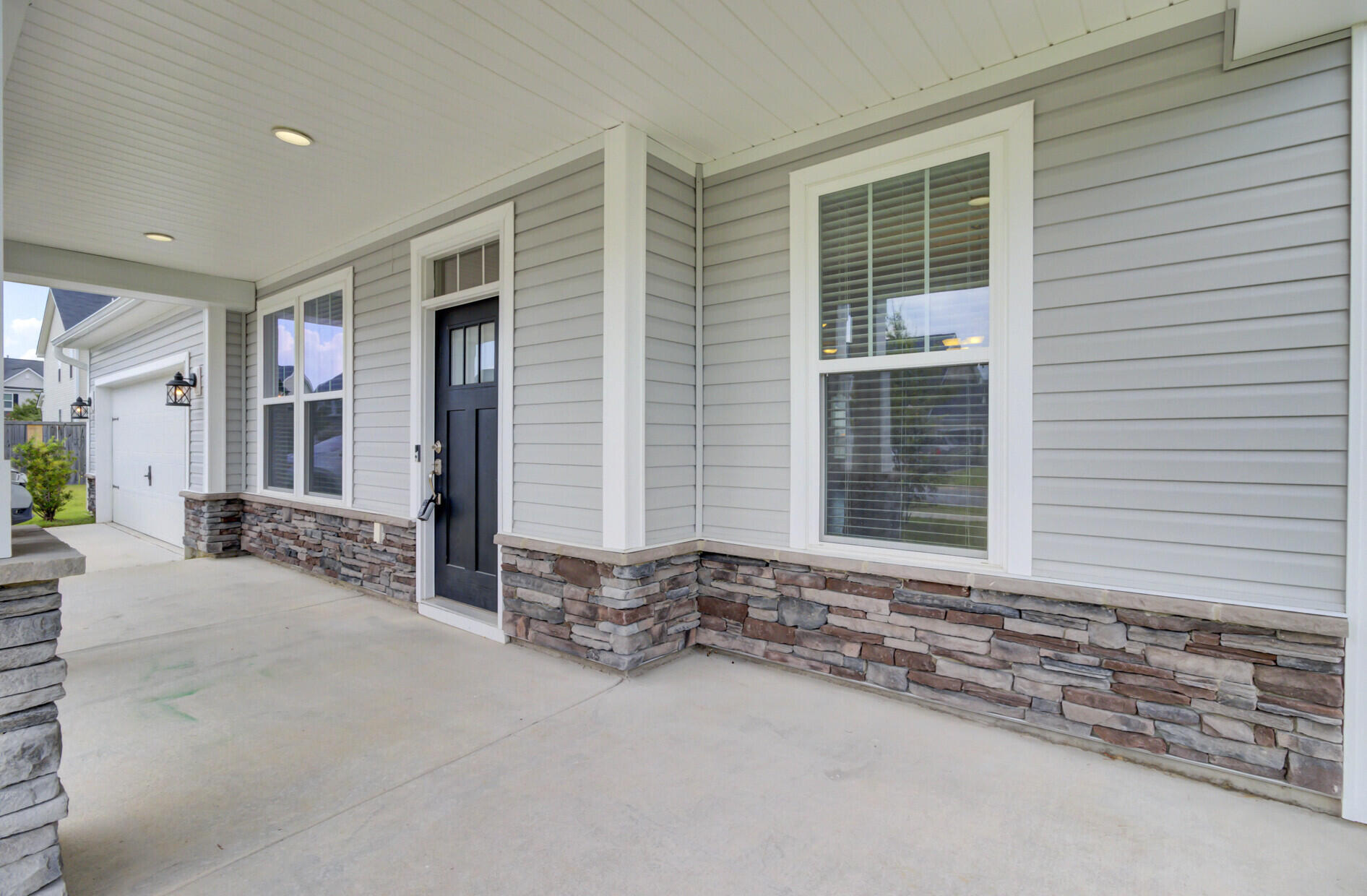 461 Spectrum Road