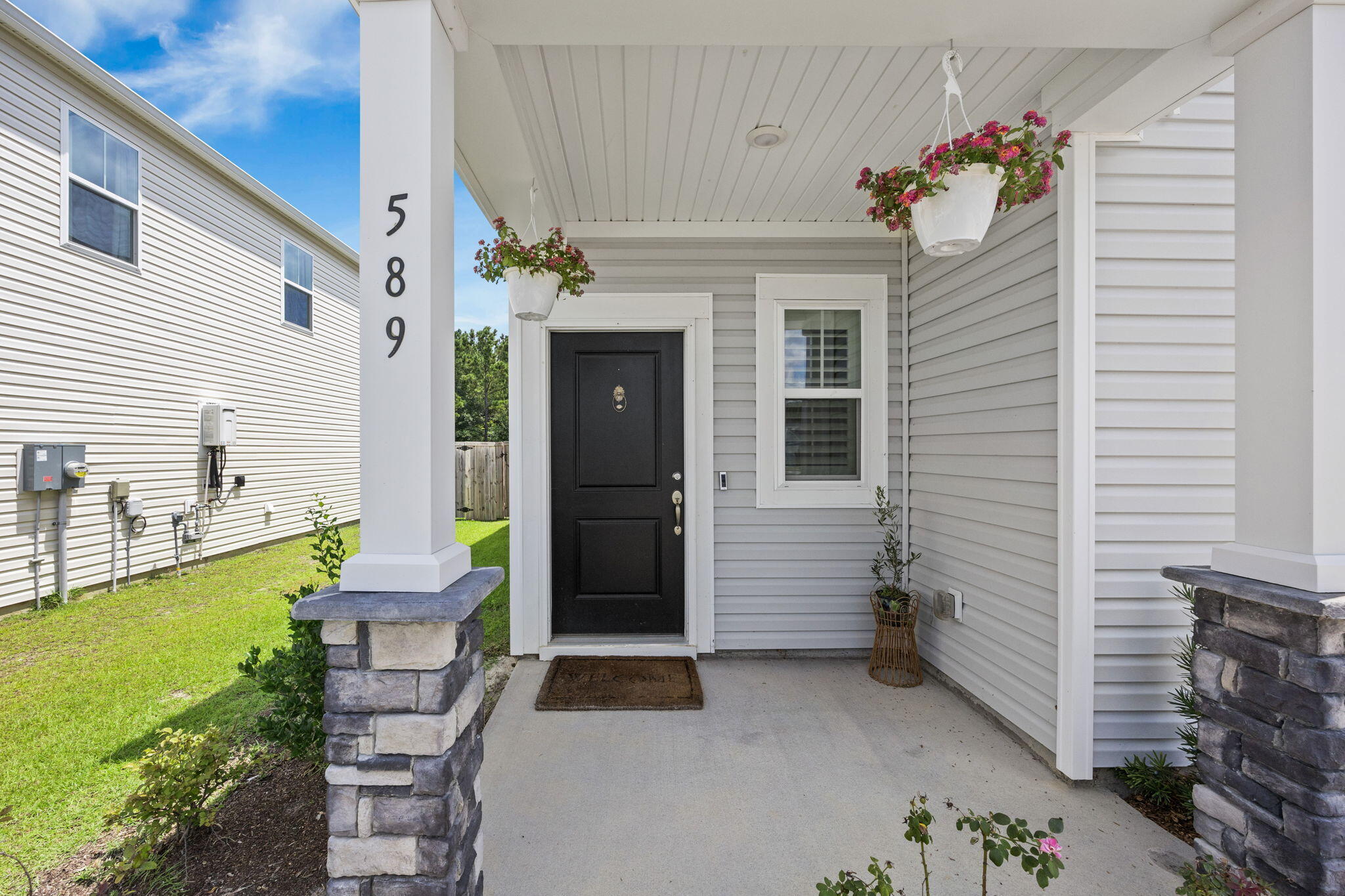 589 Spanish Wells Road