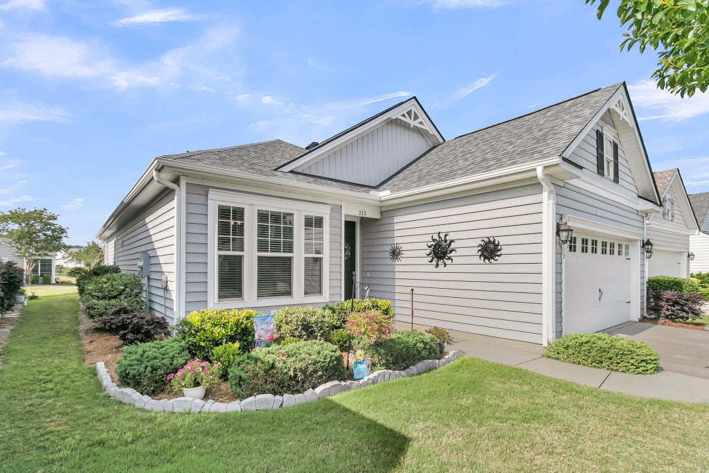 Photo of 213 Fall Crossing Place, Summerville, SC 29486 (MLS # 26025244)