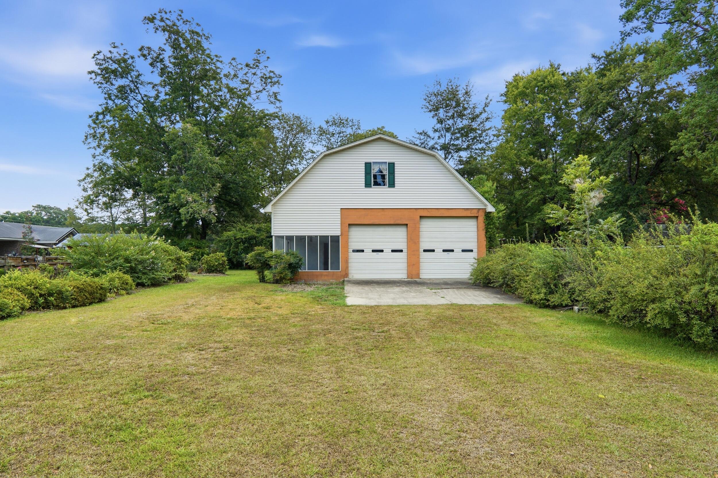 352 E Main Street