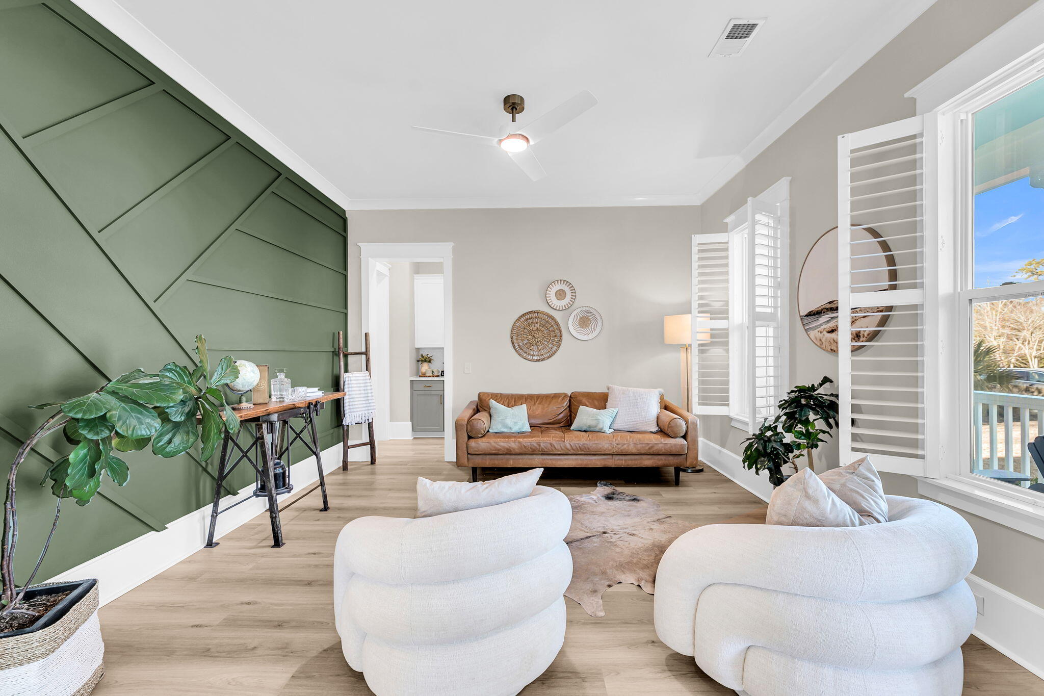 3555 Holmgren Street