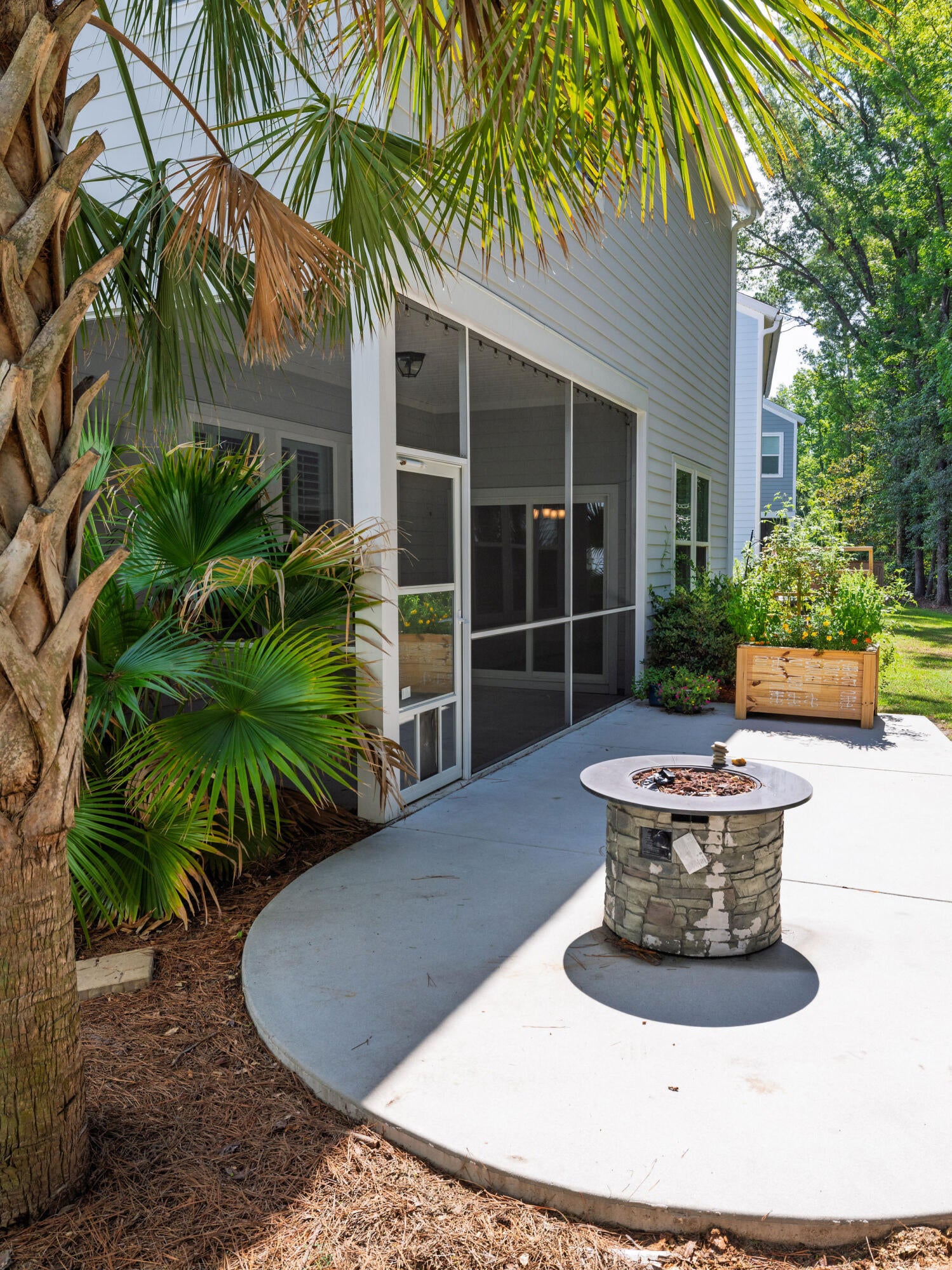 2387 Lantern Street