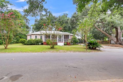 Photo of 1720 Wappoo Drive, Charleston, SC 29407 (MLS # 26002221)