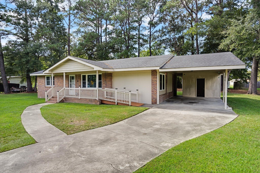 Photo of 1936 Central Avenue, Summerville, SC 29483 (MLS # 26026076)