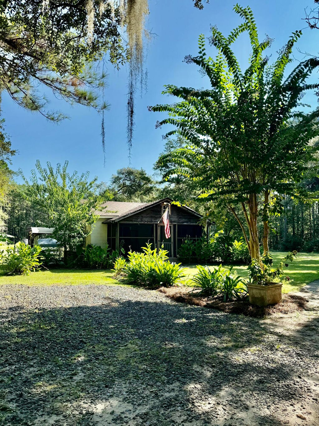 Photo of 1036 Milcrest Drive, Awendaw, SC 29429 (MLS # 26026178)