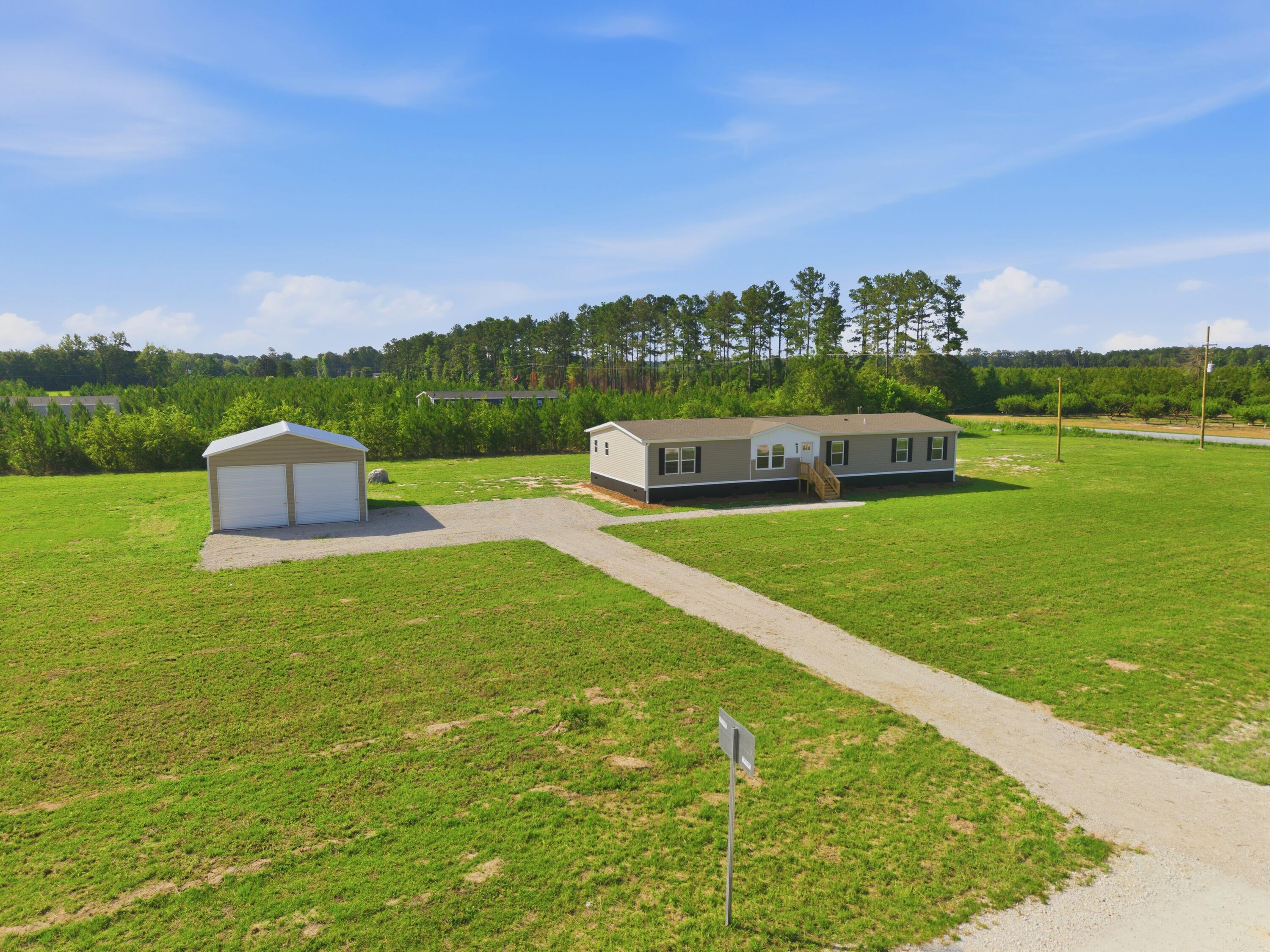 105 Rambling Lane