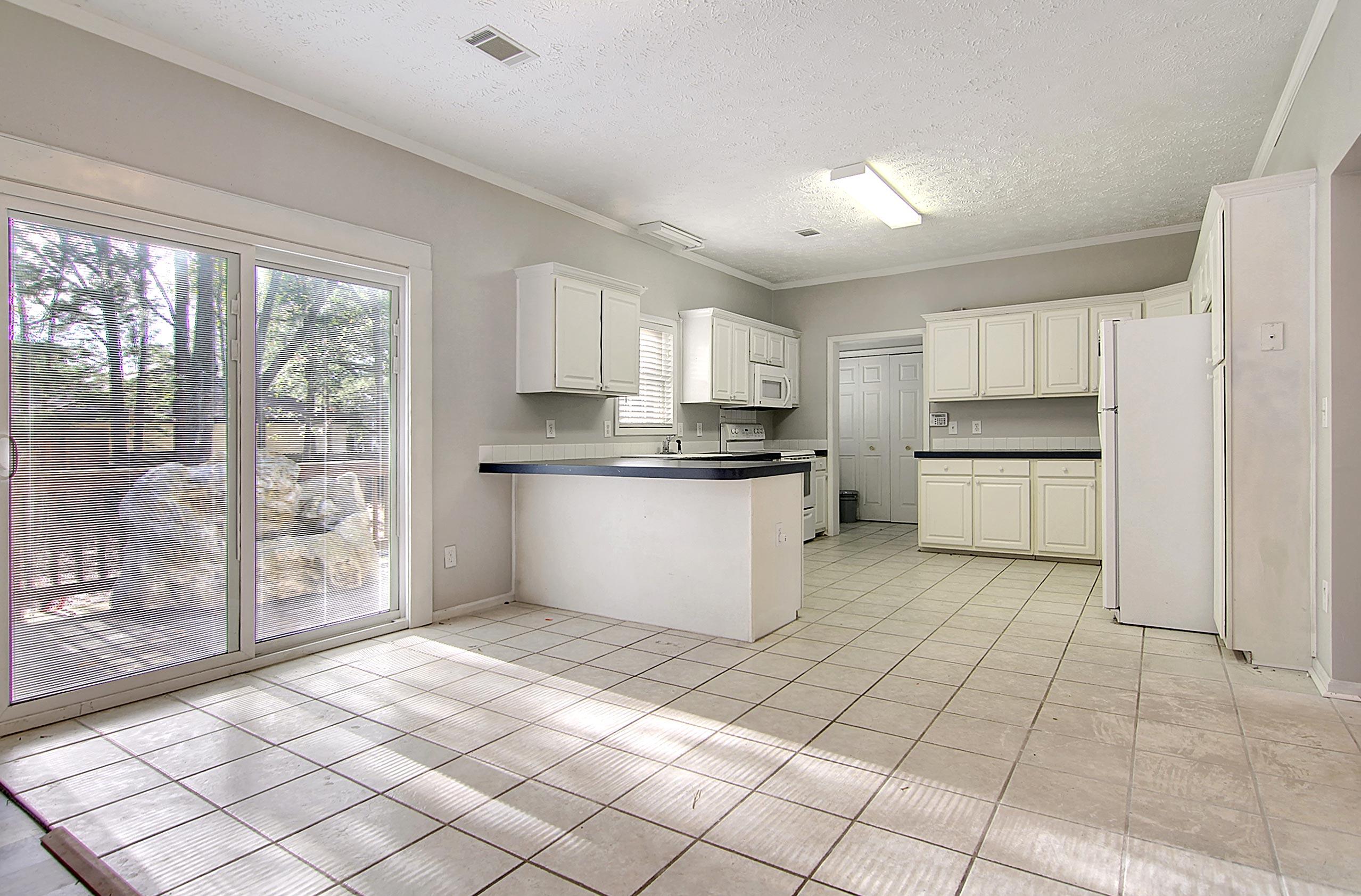 Photo 4 of 35 of 1519 Rifle Range Road house