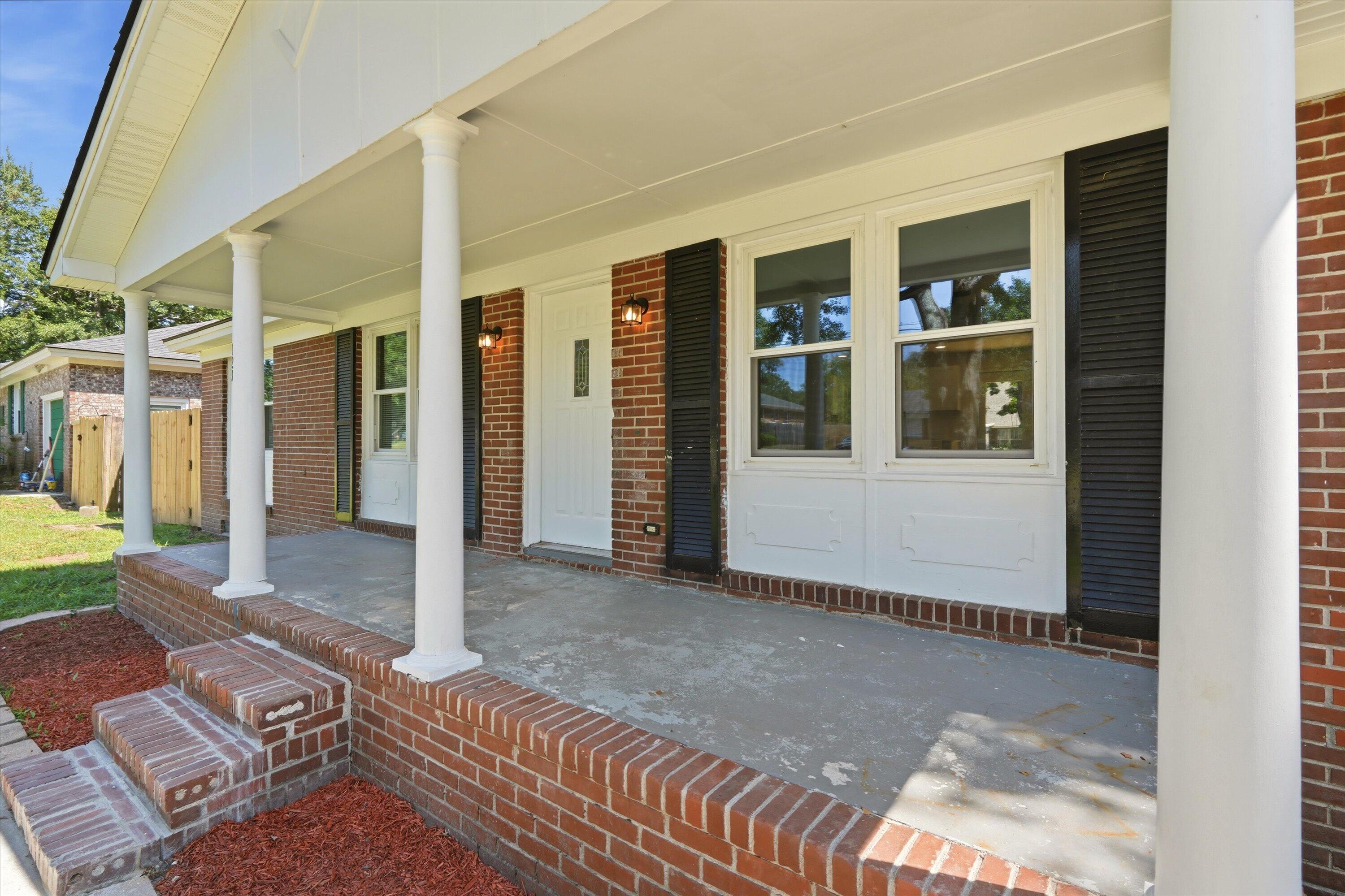 123 Benton Street