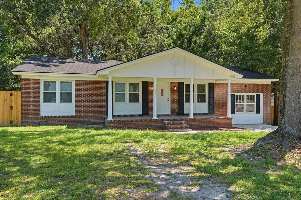 Photo of 123 Benton Street, Goose Creek, SC 29445 (MLS # 26019283)