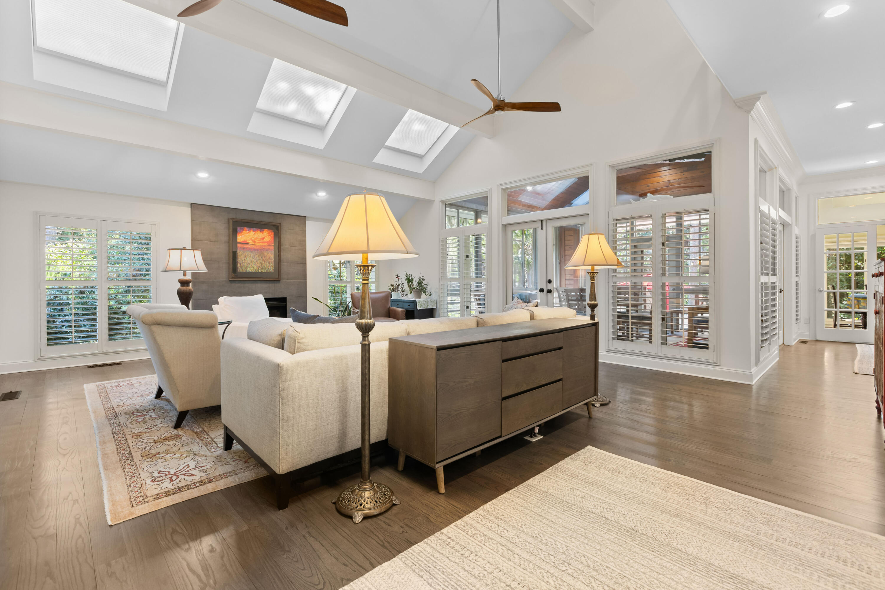 2534 Otter Lane
