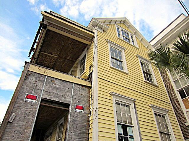 16 N Hampstead Square