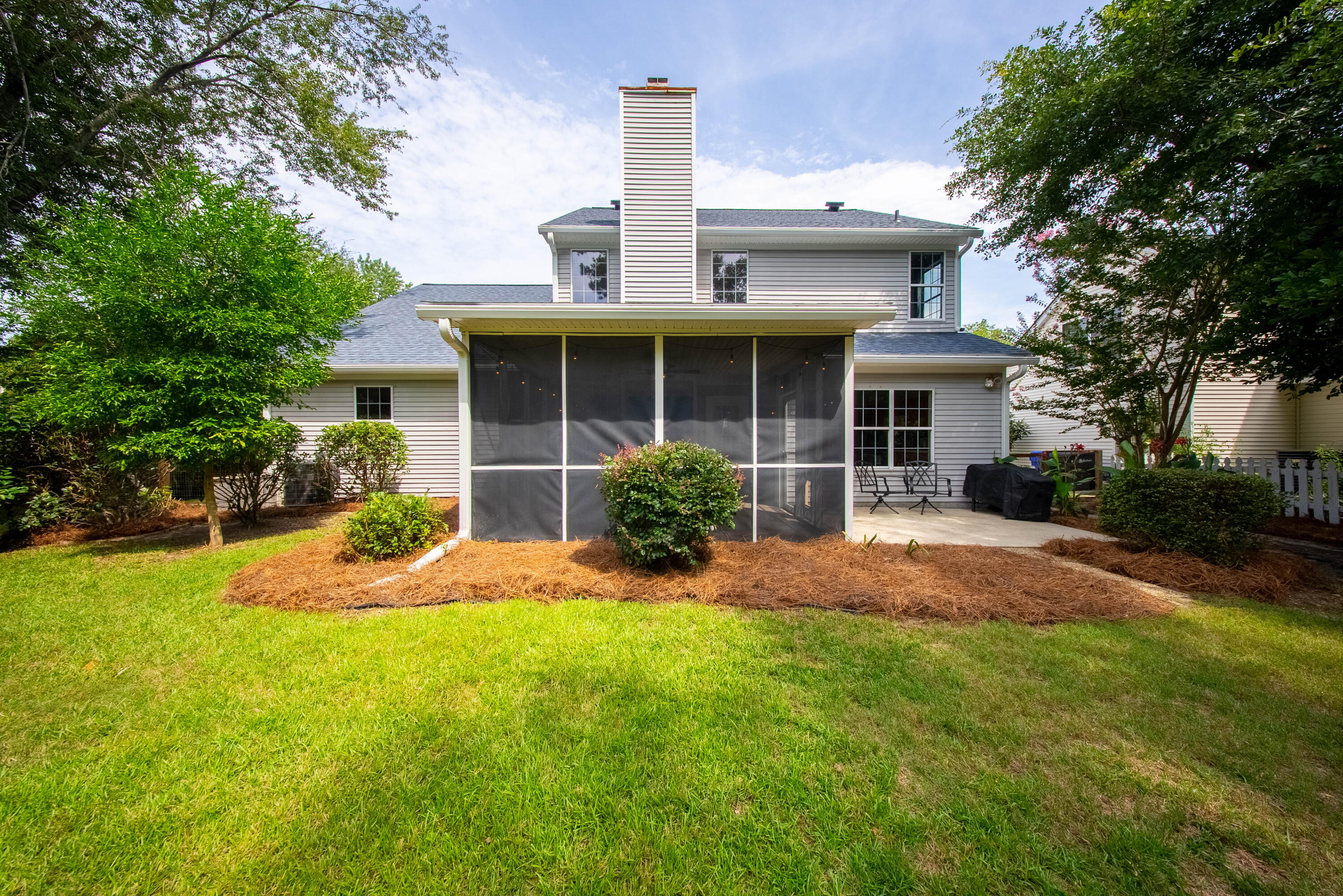 320 Old South Way