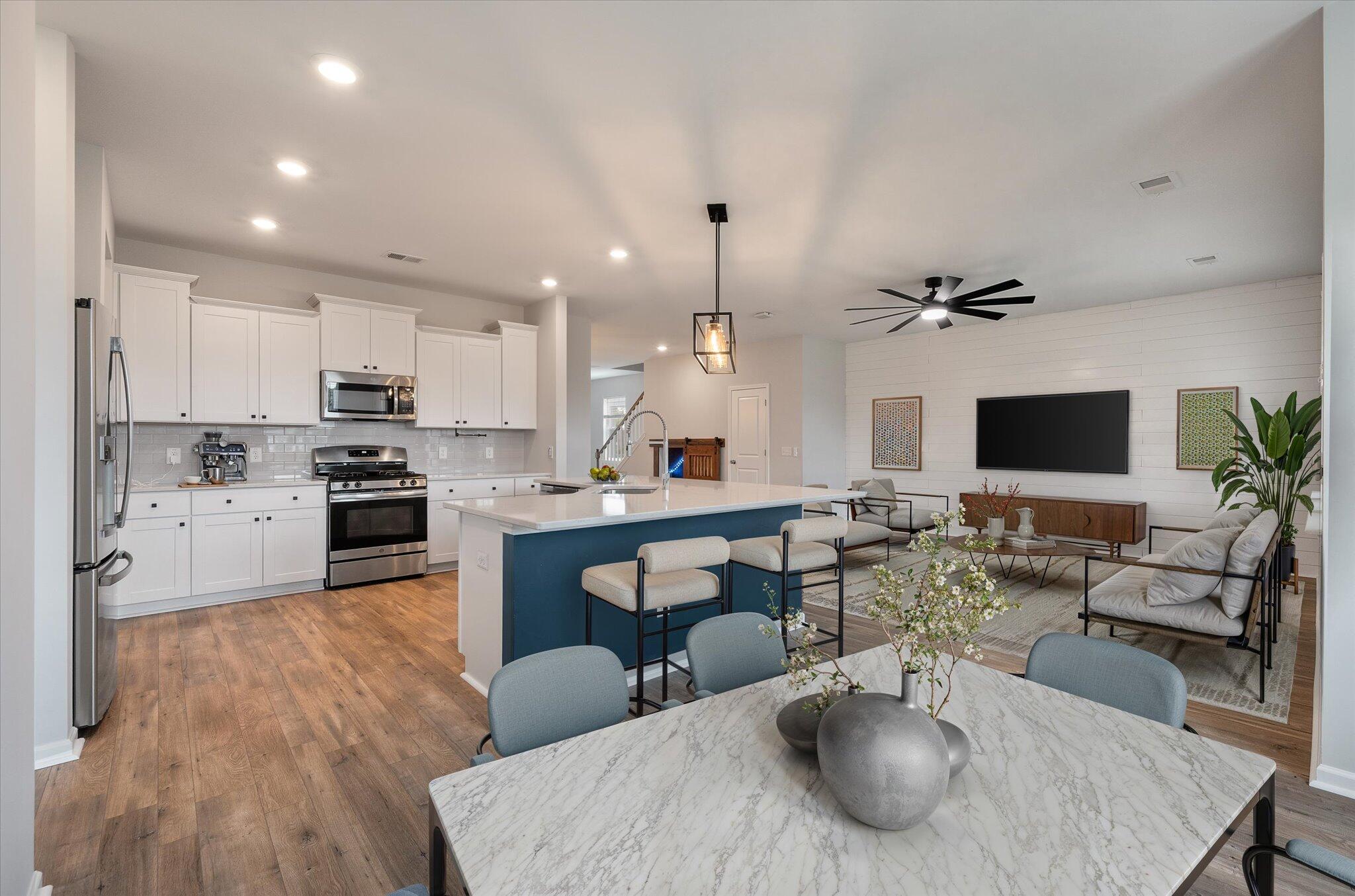 206 Evergreen Avenue
