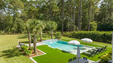 Photo of 1783 Bolden Drive, Mount Pleasant, SC 29466 (MLS # 26019894)