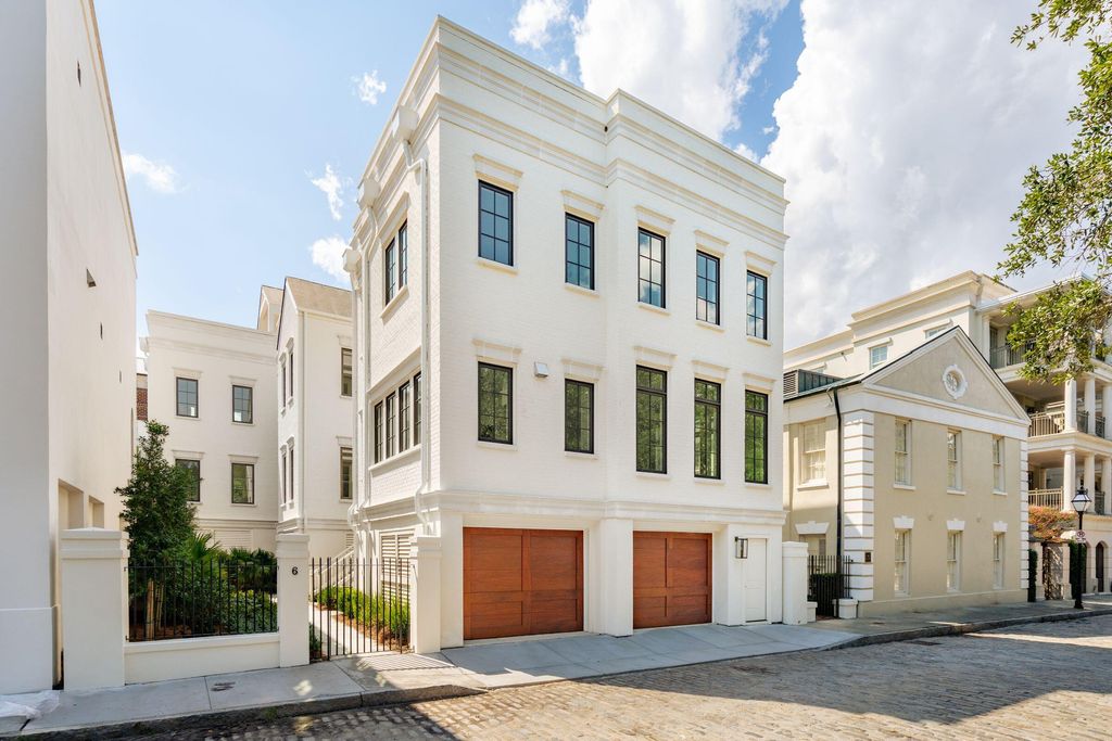 Photo of 6 Prioleau Street, Charleston, SC 29401 (MLS # 25025560)