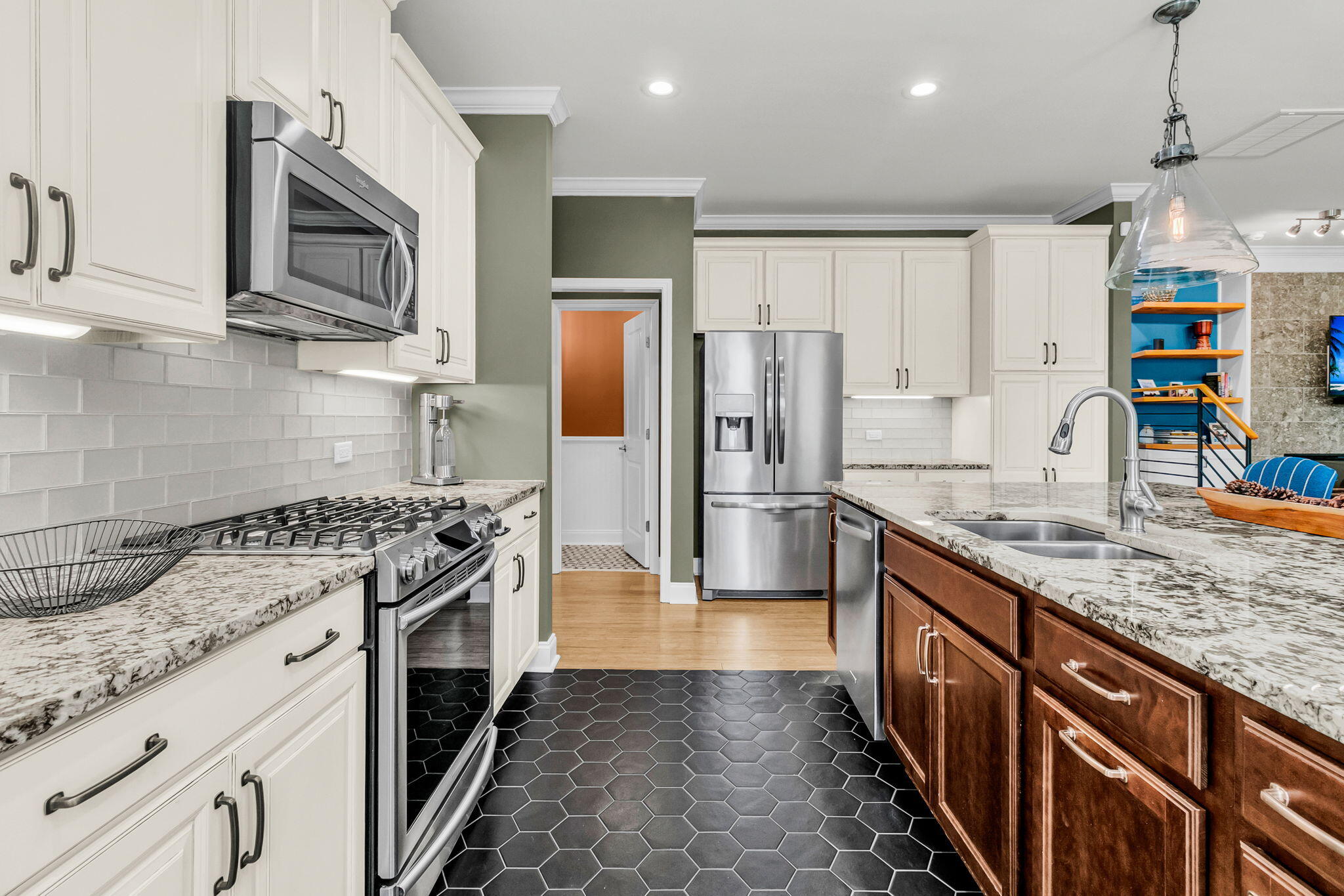 2340 Kings Gate Lane Unit 4