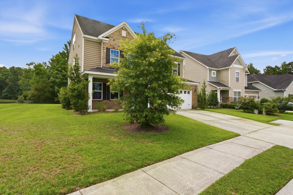 Photo of 1005 Bald Cypress Drive, Moncks Corner, SC 29461 (MLS # 26018000)