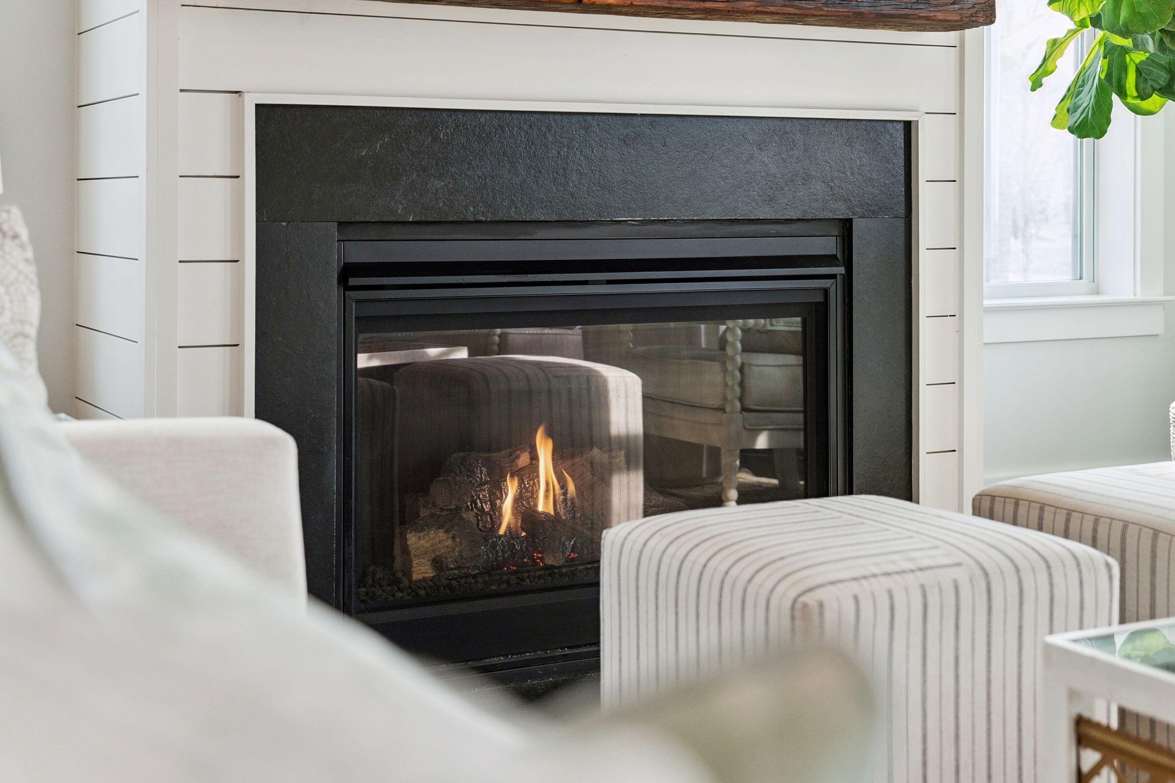 1580 Cranes Nest Road