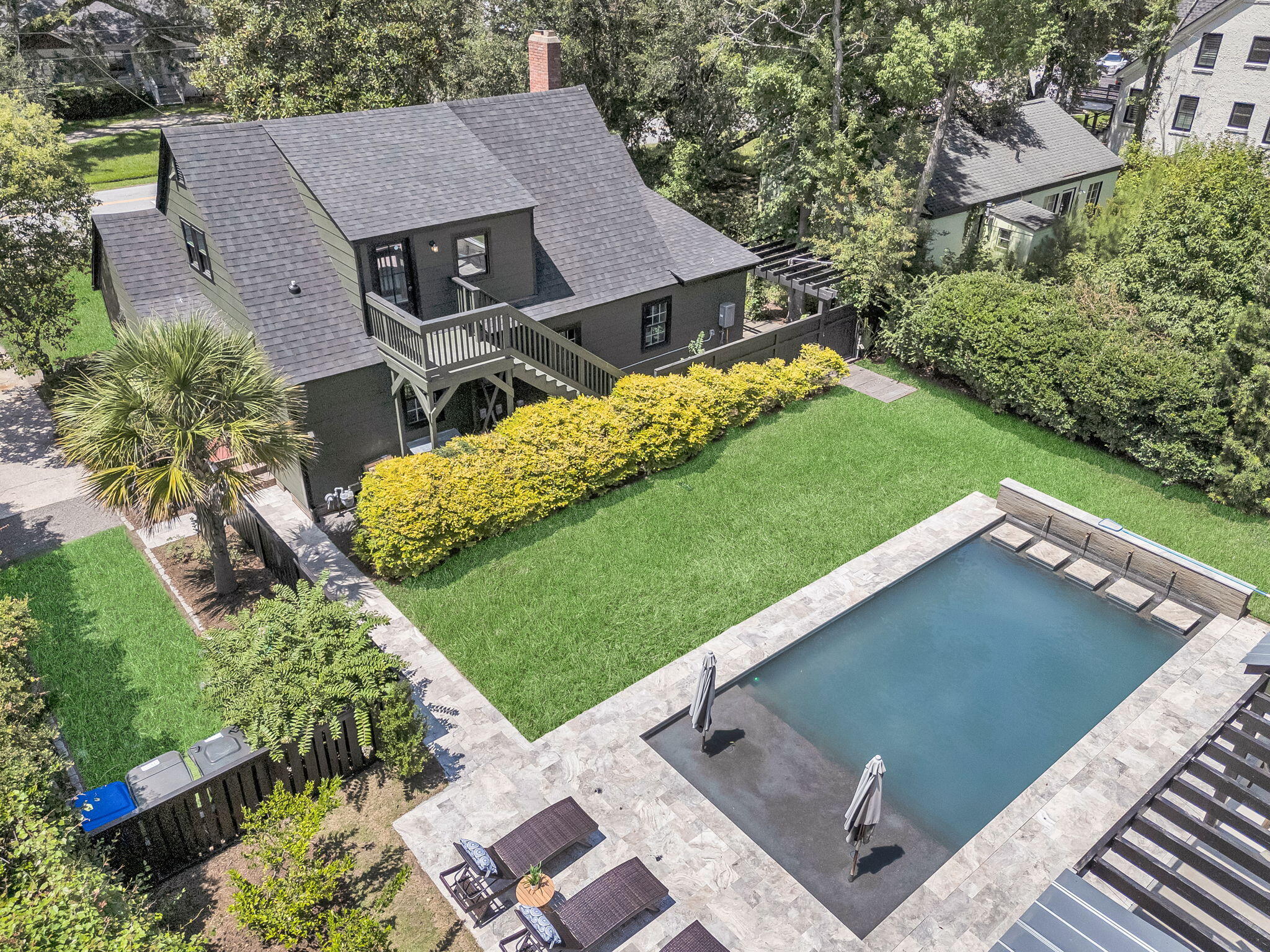 7 Riverdale Drive