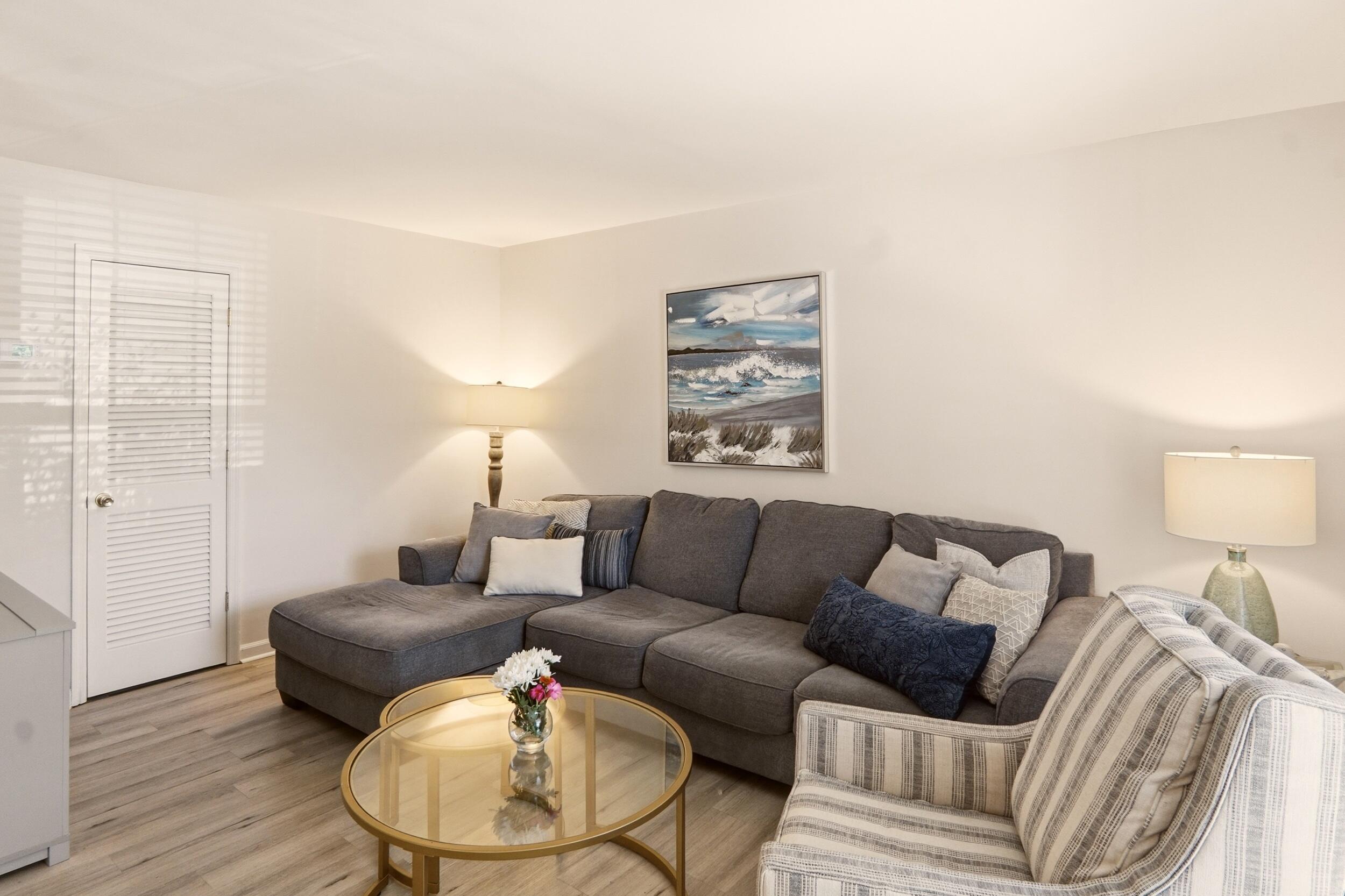 2494 Etiwan Avenue J-2