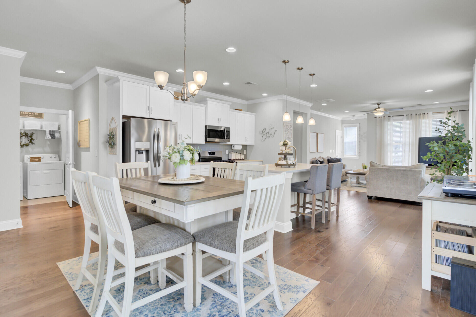 2672 Park West Boulevard