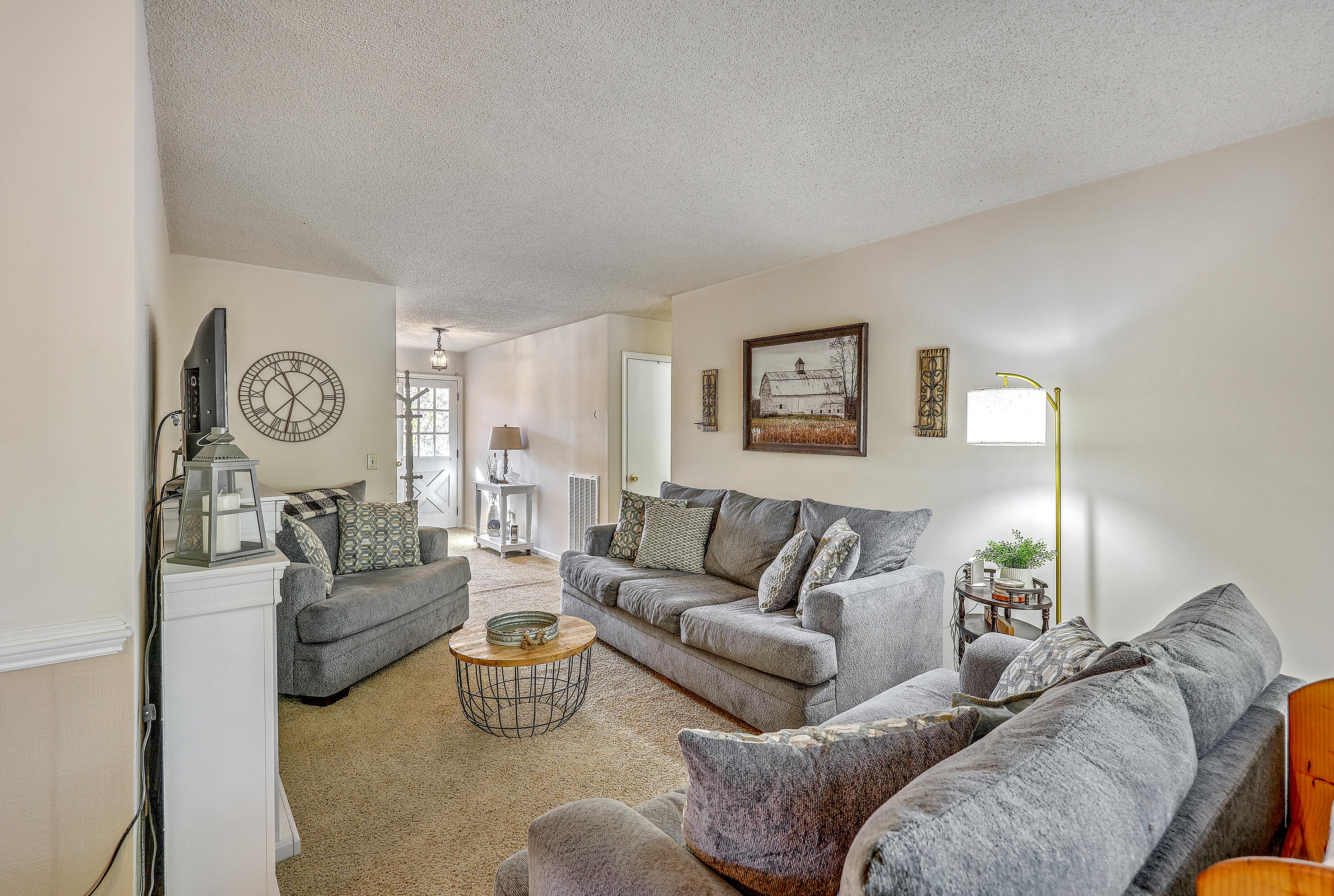 2198 Skyland Lane