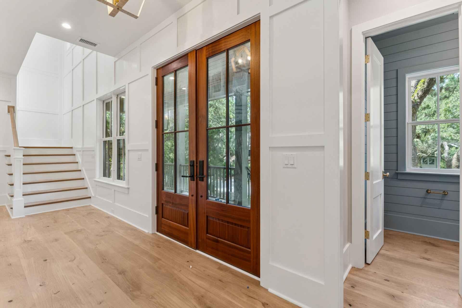 291 Ruddy Turnstone, Share C