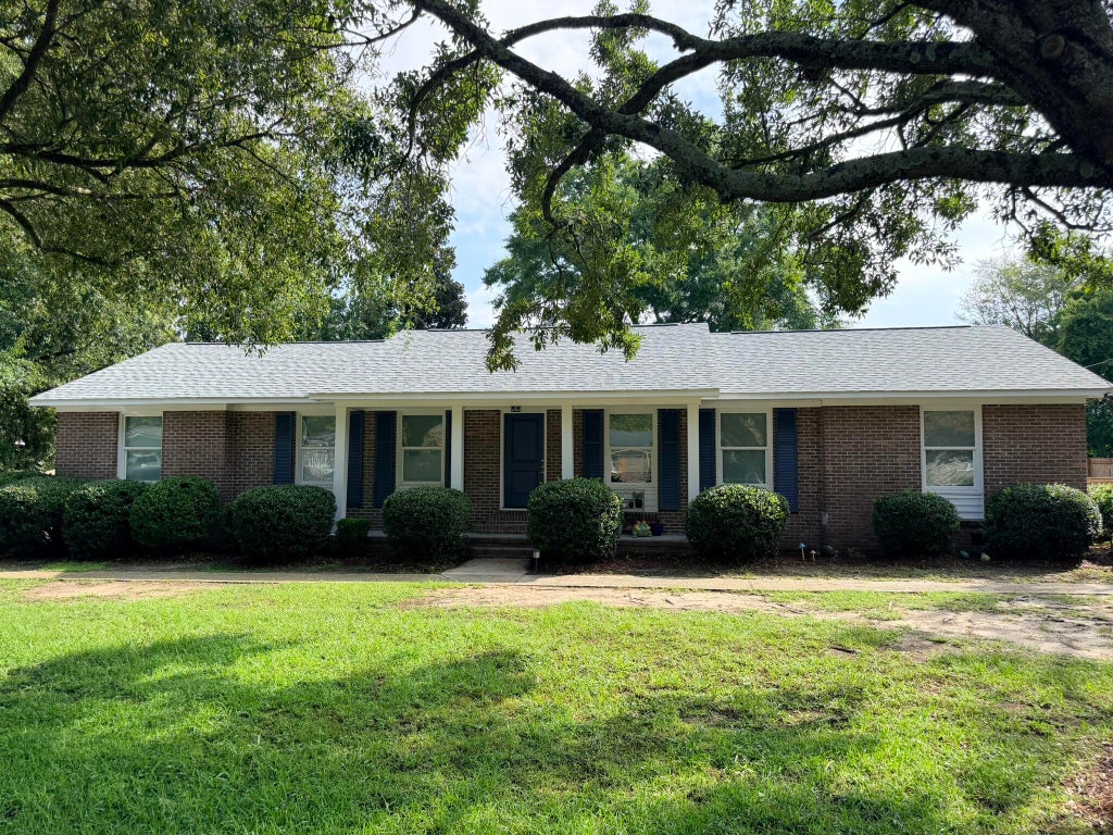 Photo of 1038 Harbor View Road, Charleston, SC 29412 (MLS # 26000531)