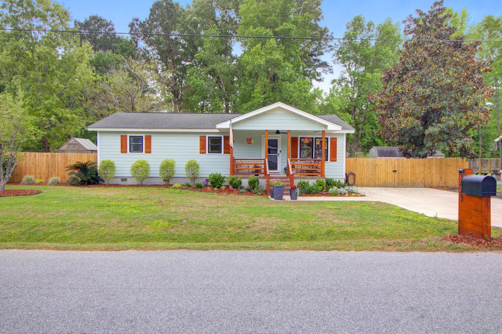 Photo of 3623 Marshfield Road, Johns Island, SC 29455 (MLS # 26009985)