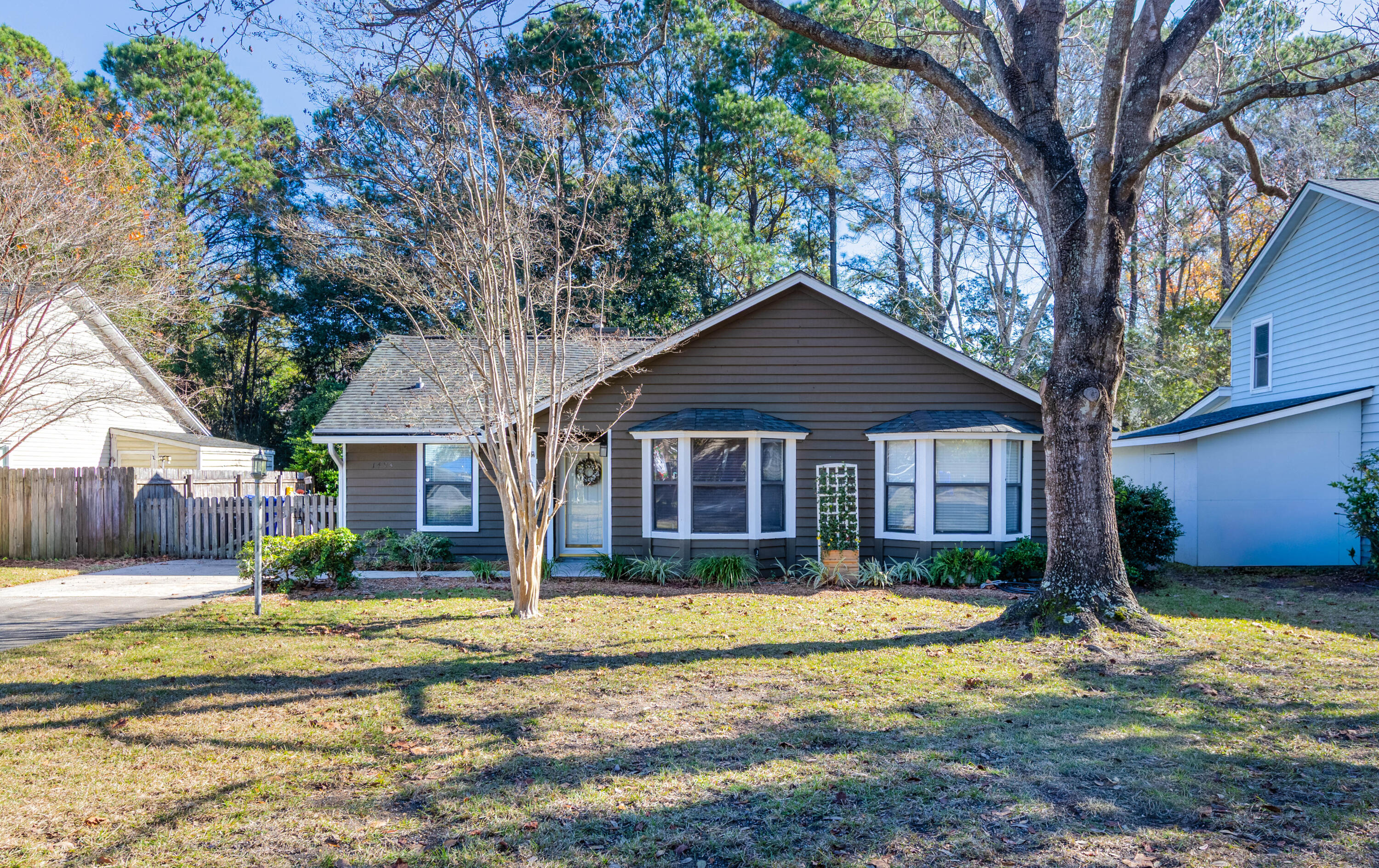 1493 E Crossing Lane