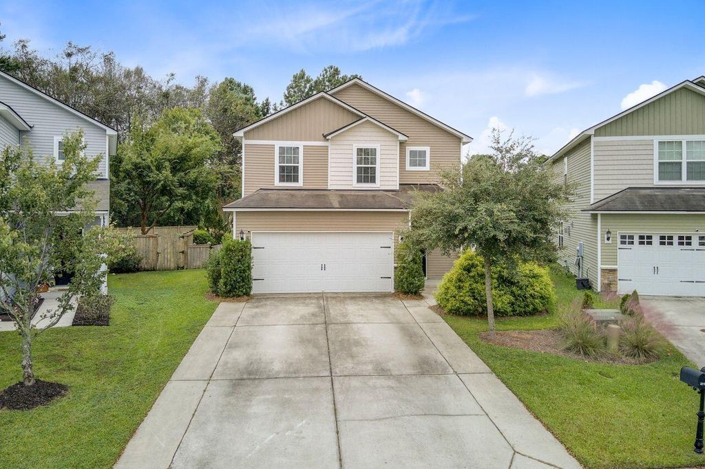 Photo of 315 Cantley Court, Summerville, SC 29486 (MLS # 25026886)