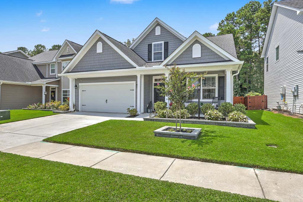 Photo of 621 Pendleton Drive, Moncks Corner, SC 29461 (MLS # 26024179)