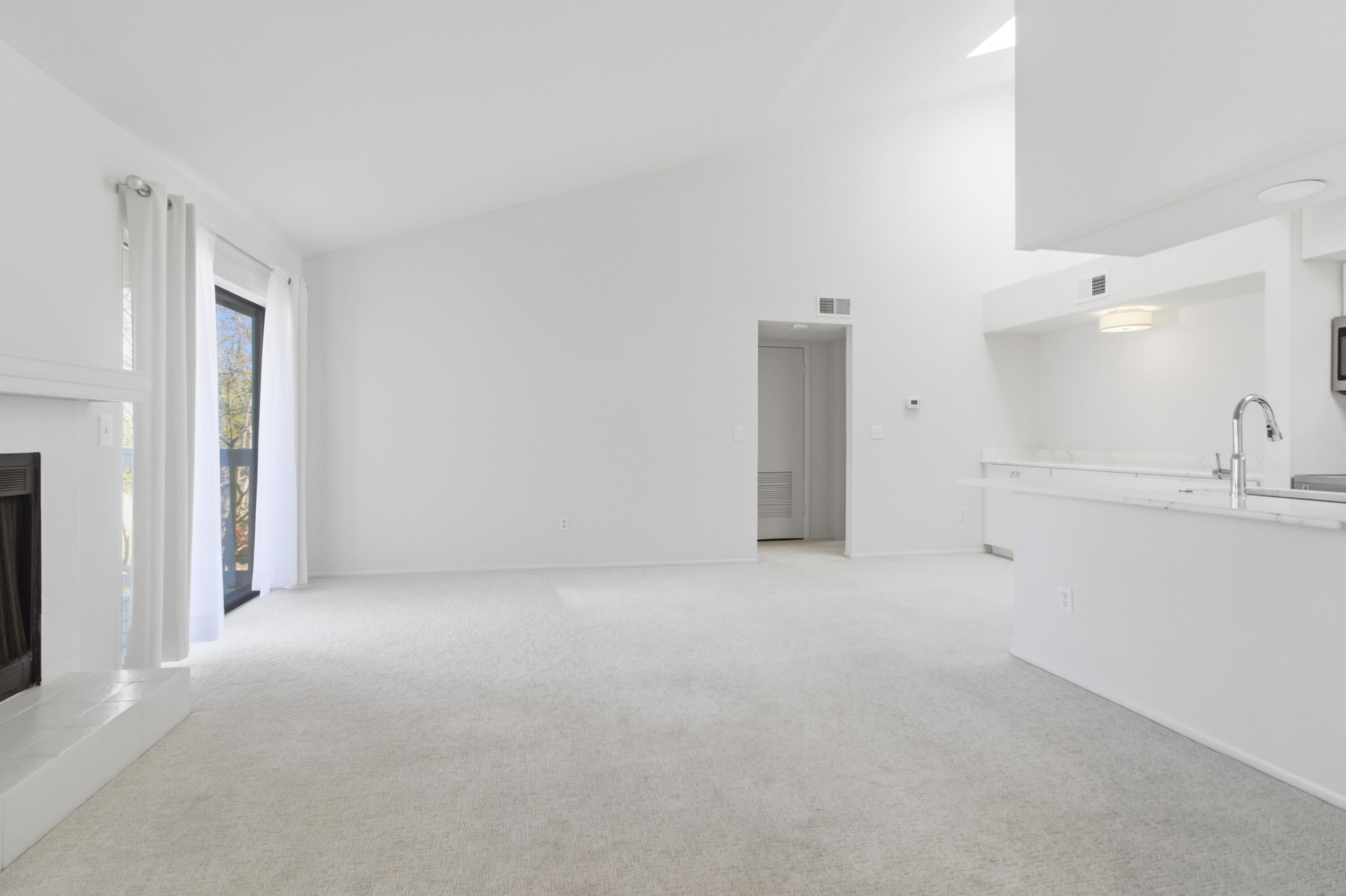 1481 Center Street Apt 603